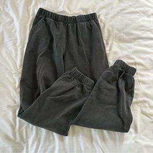 Brandy Melville Rosa Sweatpants